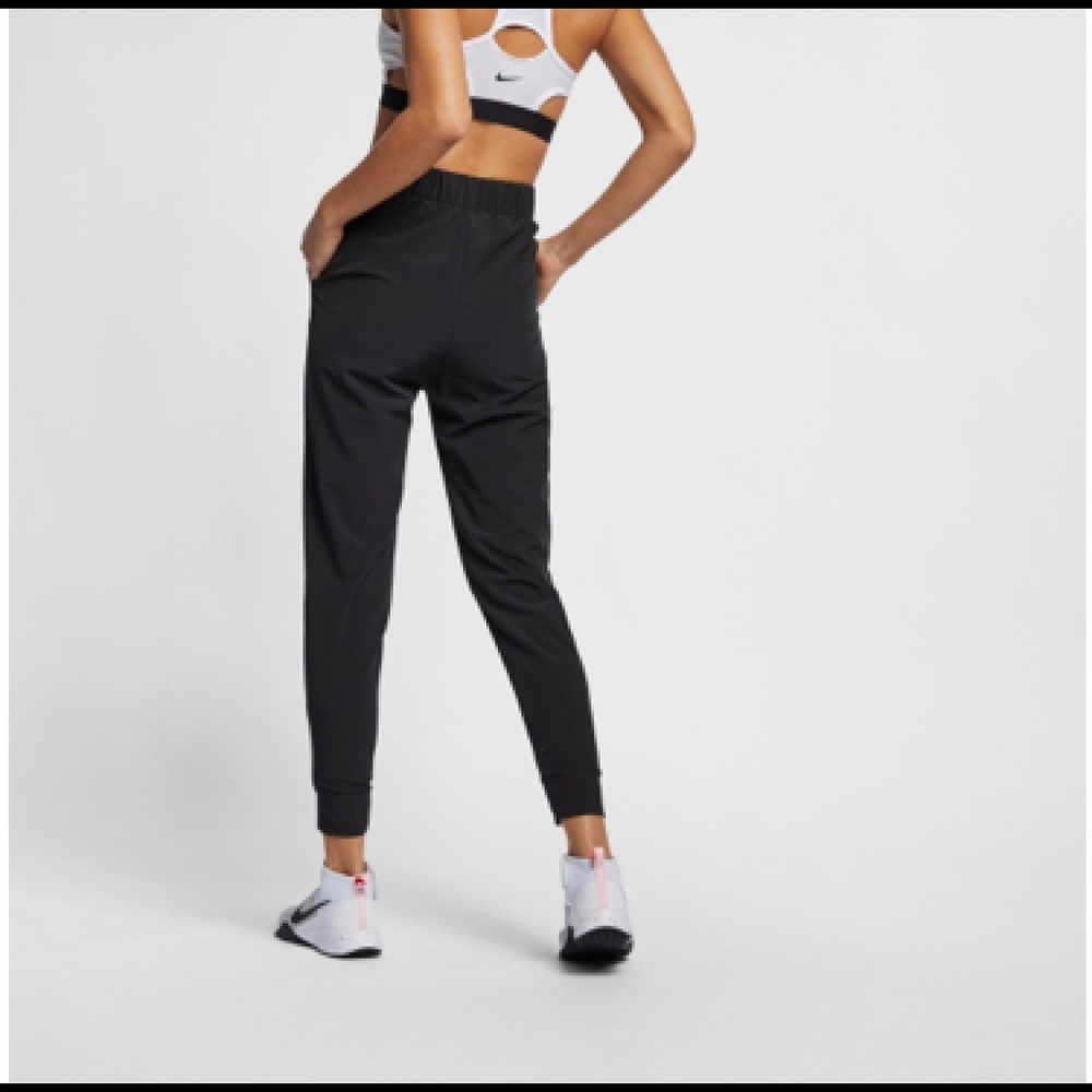 Nike joggers